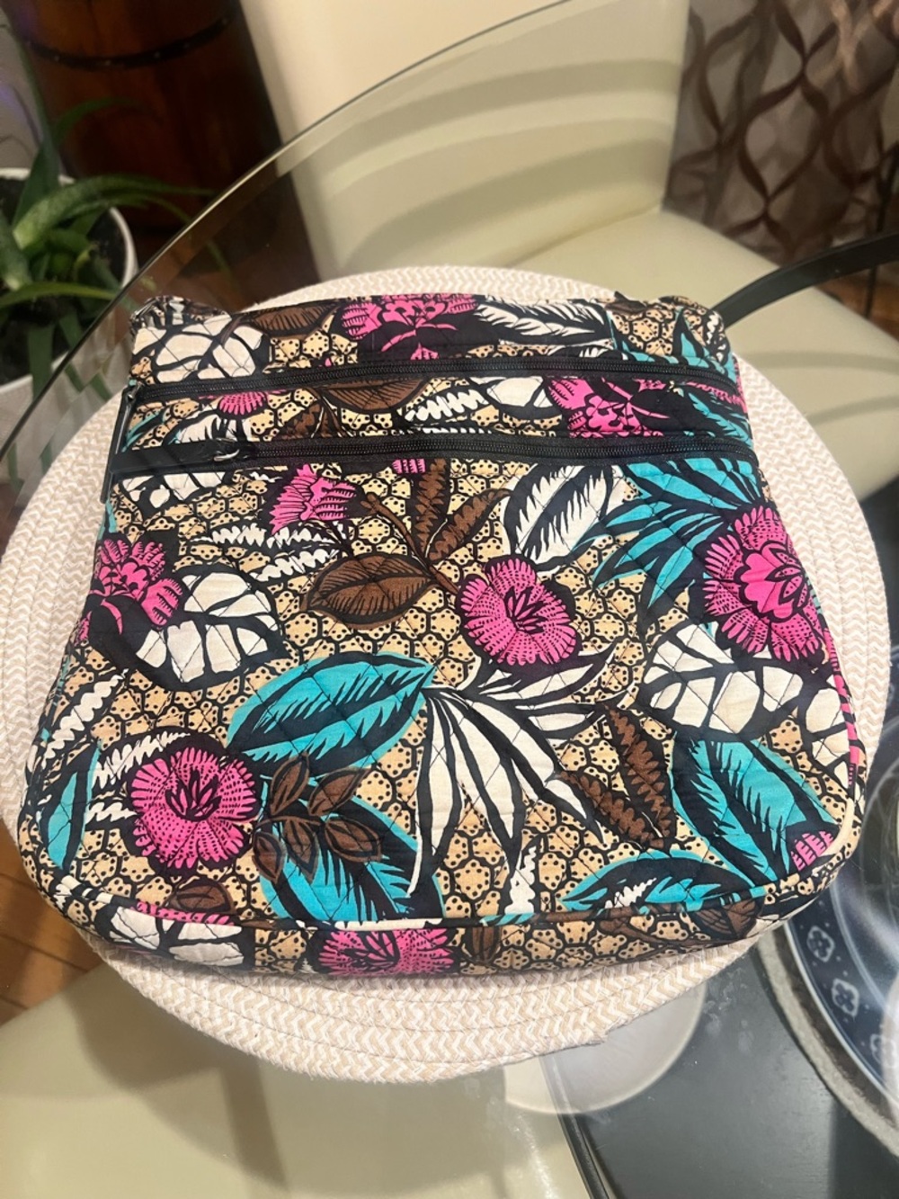 Lot! Three. Vera Bradley Floral Crossbody Trio + wallet - Picture 3 of 9